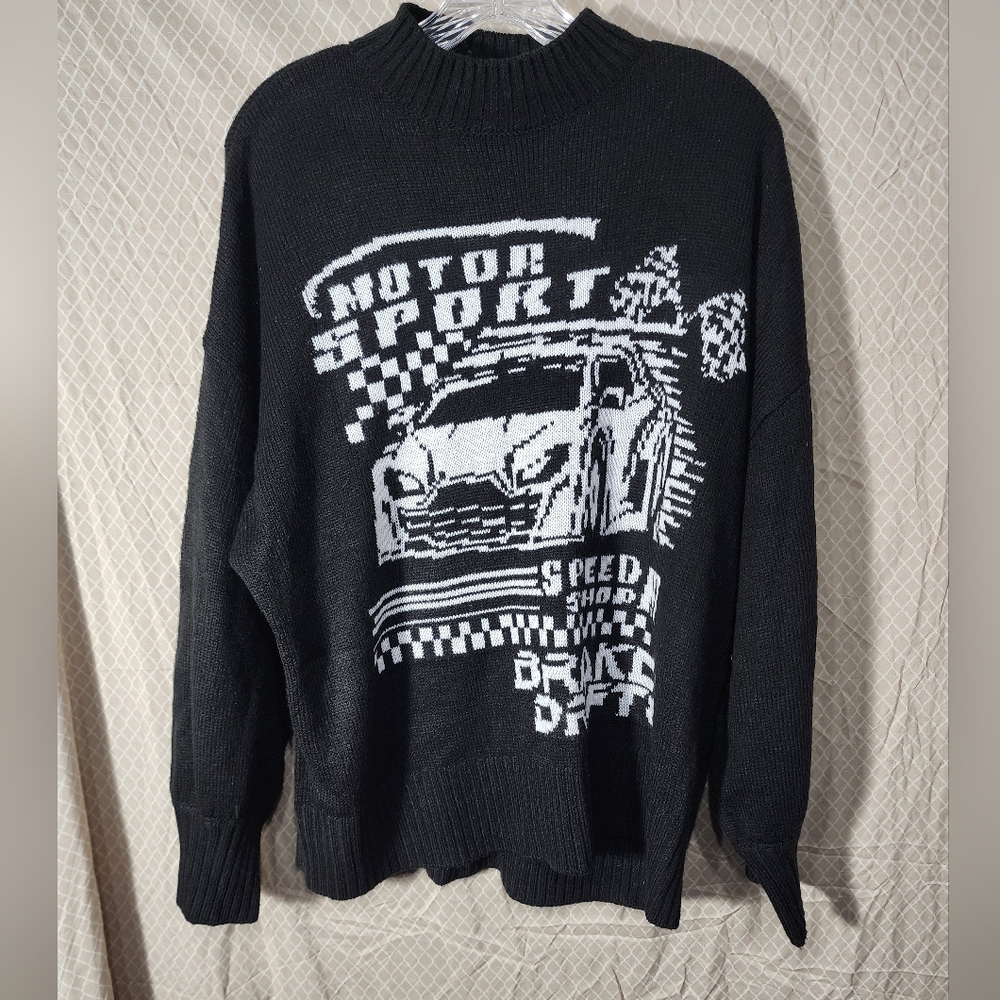 Divided Motorsport Speed Shop Black/White Graphic Sweater Men's Small